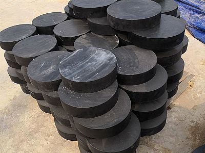 青龙县板式橡胶支座由若干层橡胶片与薄钢板经加压硫化